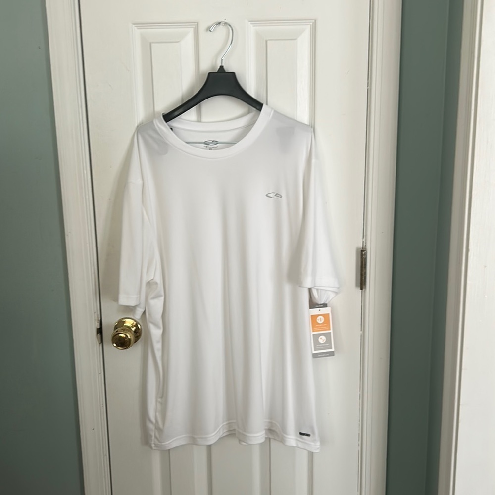 White t shirt